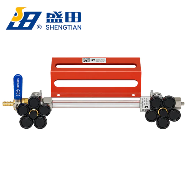 Indicador de nivel de agua con tubo de vidrio Shengtian, vista frontal con protector y válvulas de perilla